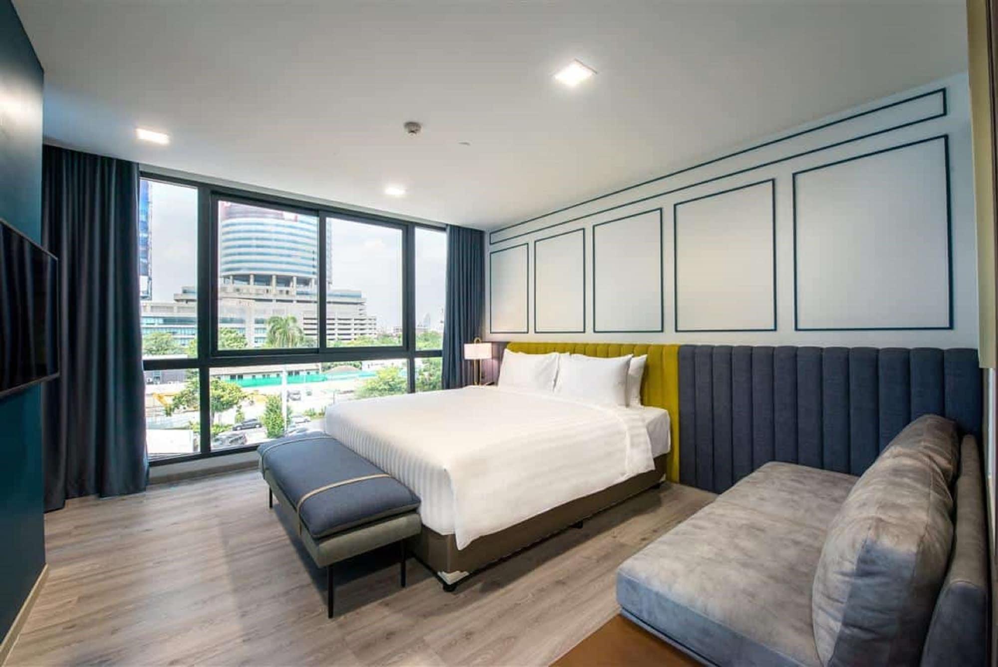 Maven Stylish Hotel Bangkok Bagian luar foto