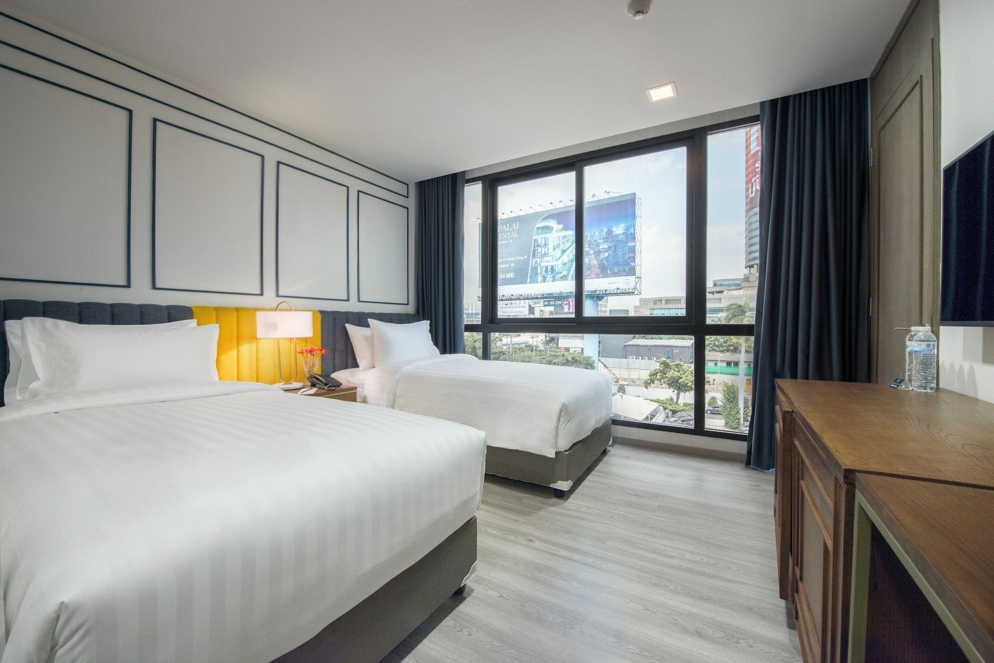 Maven Stylish Hotel Bangkok Bagian luar foto