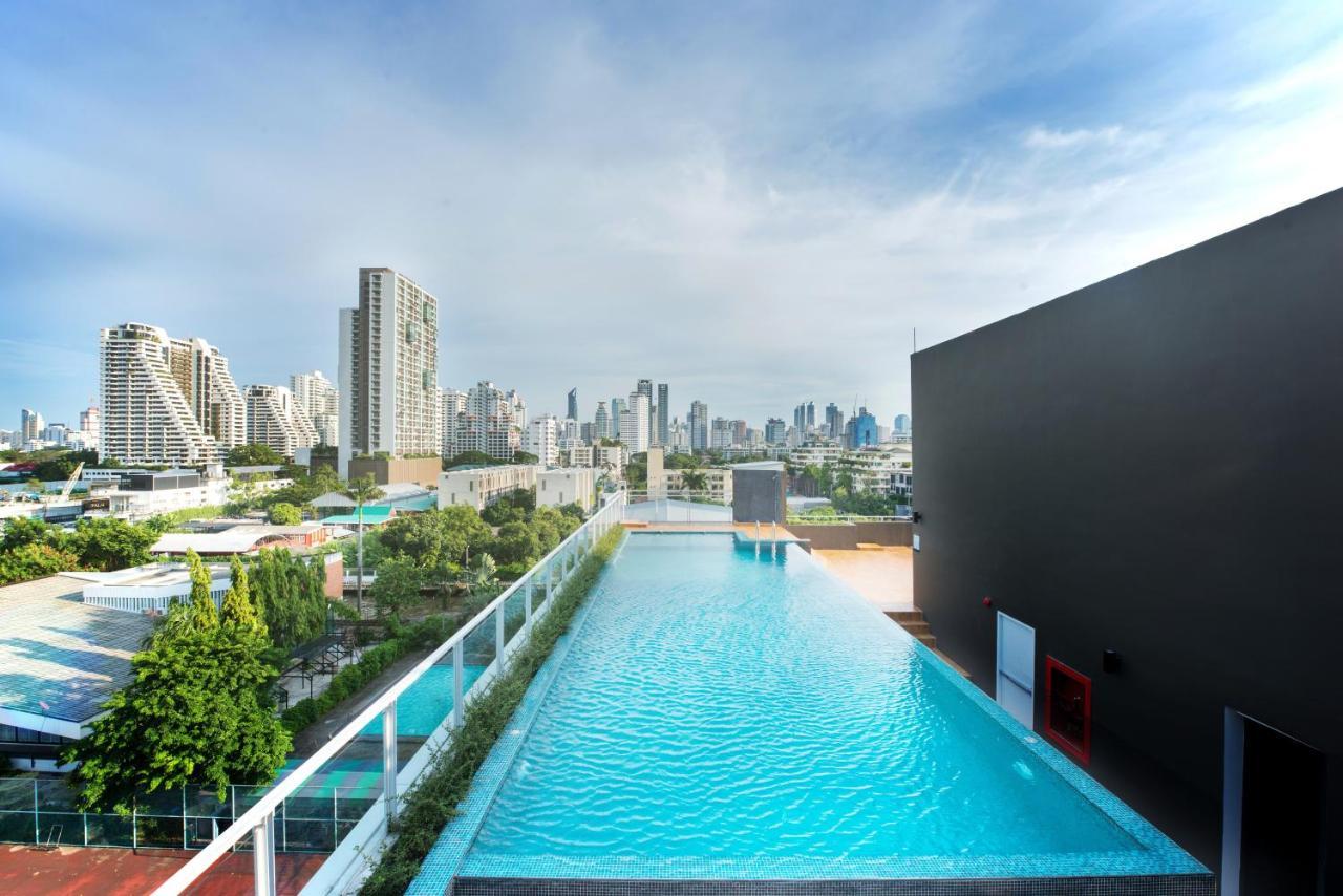 Maven Stylish Hotel Bangkok Bagian luar foto